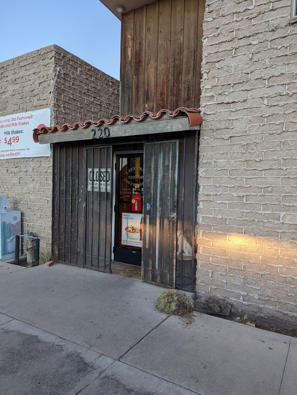 Lavernas Coffee Shop | cafe | 220 S Plumer Ave, Tucson, AZ 85719, USA | 5206231389 OR +1 520-623-1389