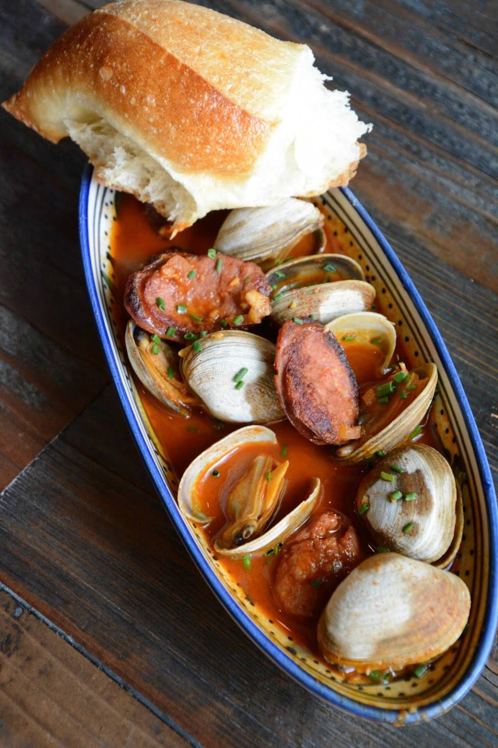 Alaro Craft Brewery | restaurant | 2004 Capitol Ave, Sacramento, CA 95811, USA | 9164367711 OR +1 916-436-7711