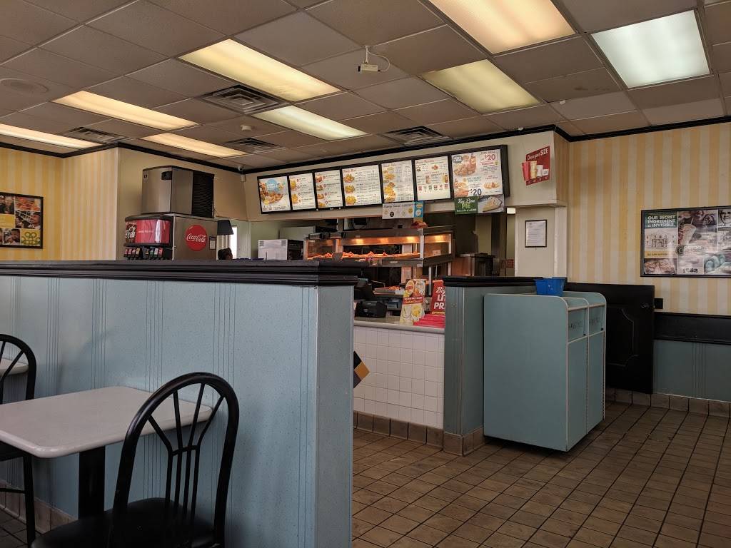 Churchs Chicken | restaurant | 4438 NW 10th St, Oklahoma City, OK 73107, USA | 4059426007 OR +1 405-942-6007