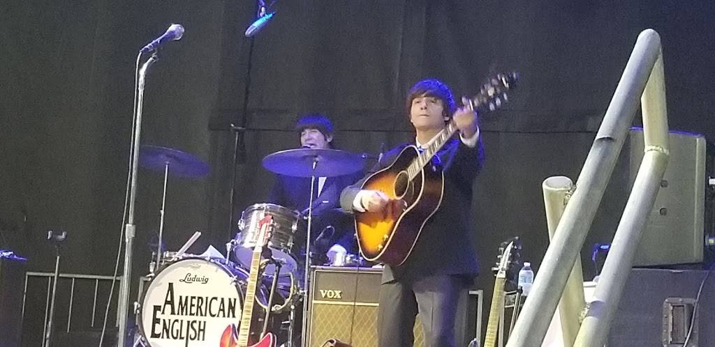 Taste Of Melrose Park | restaurant | 1000 25th Ave, Melrose Park, IL 60160, USA | 7083434000 OR +1 708-343-4000