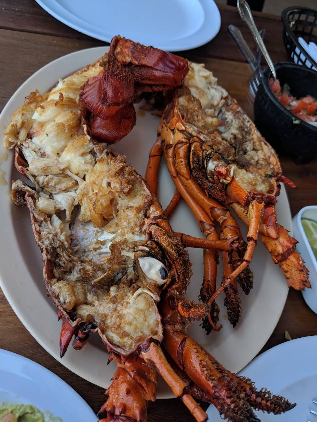 Mariscos Puerto Nuevo | restaurant | Anzuelo 6, 22710 Puerto Nuevo, B.C., Mexico | 016616143039 OR +52 661 614 3039