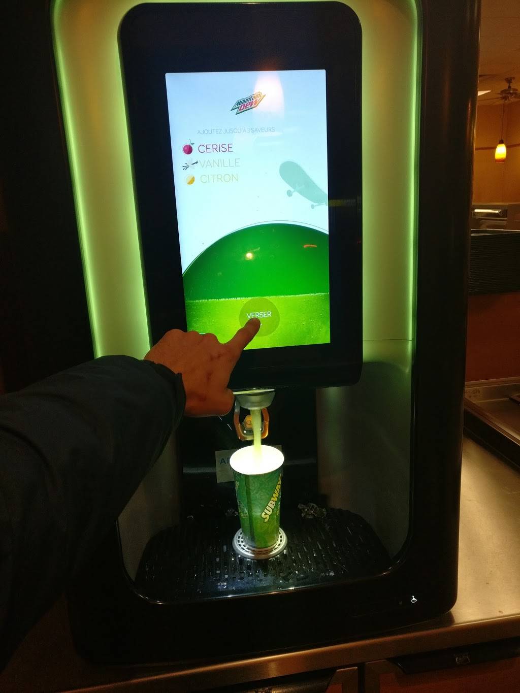 Subway | restaurant | 14359 Boul de Pierrefonds, Pierrefonds, QC H9H 1Z2, Canada | 5146261911 OR +1 514-626-1911