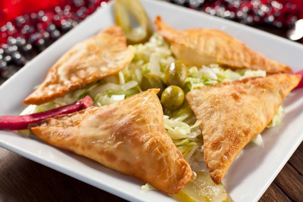 DVine | restaurant | 132 W Commonwealth Ave, Fullerton, CA 92832, USA | 7145920001 OR +1 714-592-0001