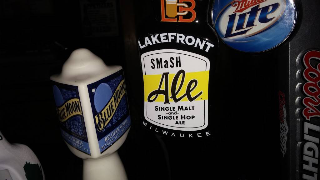 Marias Pub & Grill | restaurant | 401 Fond Du Lac St, Mt Calvary, WI 53057, USA | 9207532500 OR +1 920-753-2500