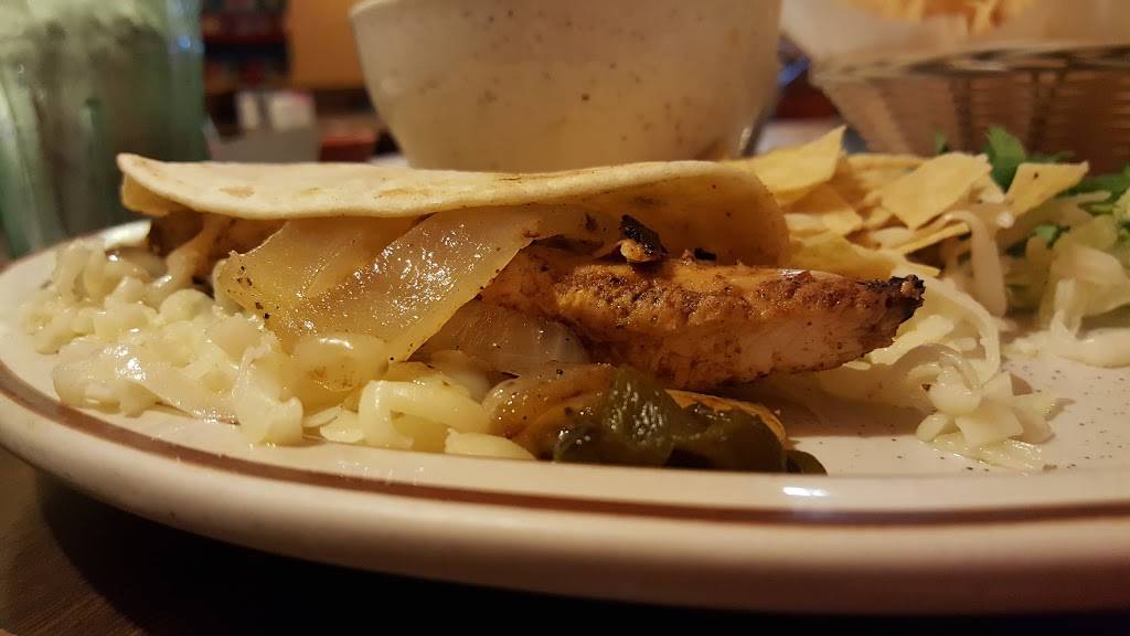 Alvarados Mexican Restaurant | restaurant | 11641 S Western Ave, Oklahoma City, OK 73170, USA | 4056922007 OR +1 405-692-2007