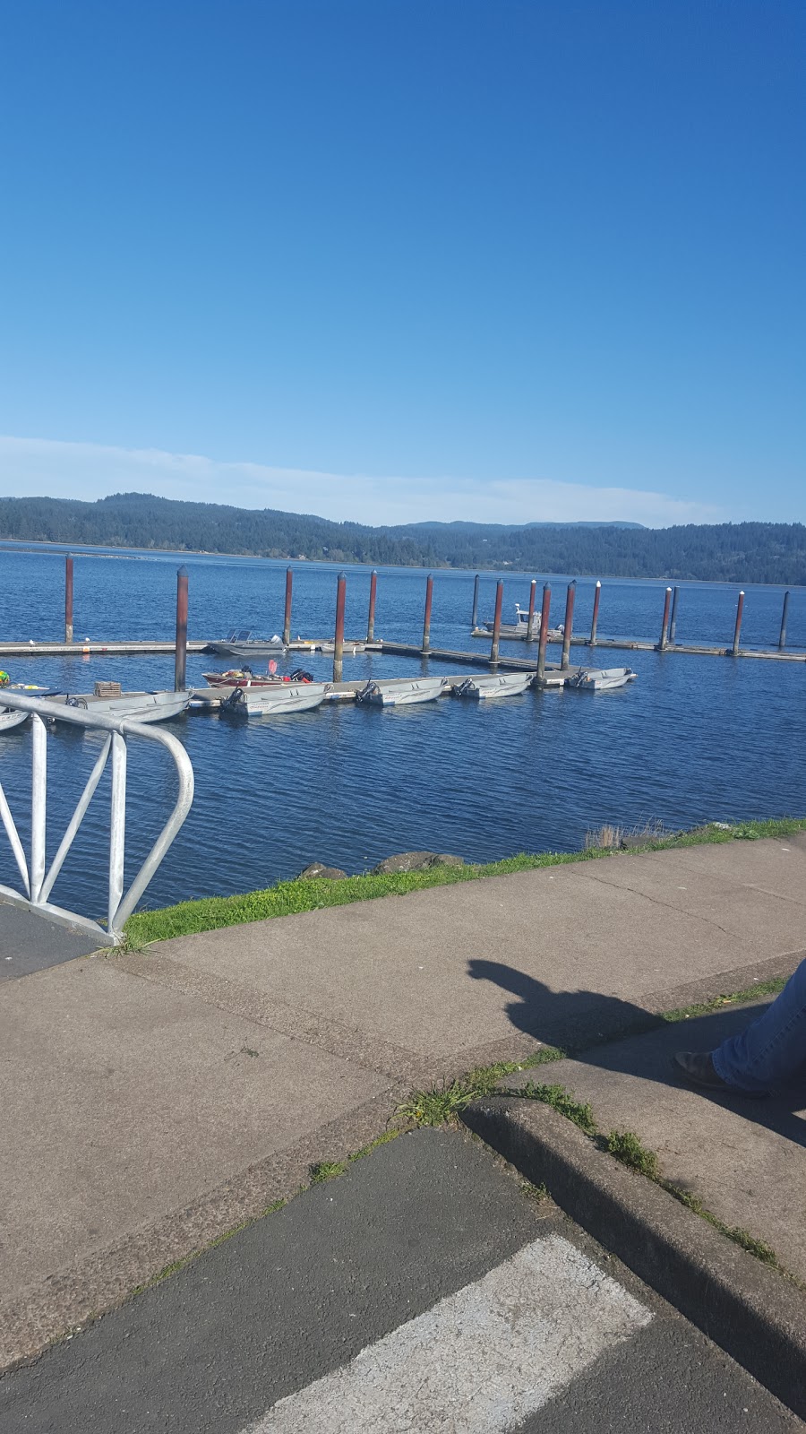 Azul Mexican Restaurant | restaurant | 1165 NE Mill St, Waldport, OR 97394, USA | 5415633773 OR +1 541-563-3773