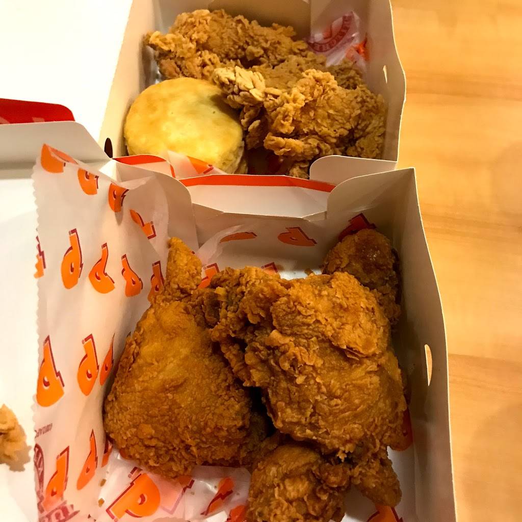 Popeyes Louisiana Kitchen | restaurant | 1775 San Pablo Ave, Berkeley, CA 94702, USA | 5109827353 OR +1 510-982-7353