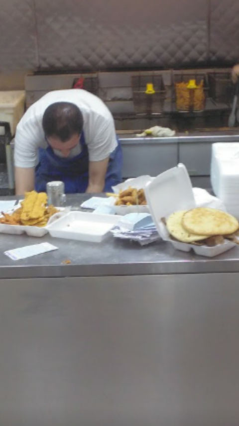 Captain Hooks of Flosmoor | restaurant | 19107 Crawford Ave, Flossmoor, IL 60422, USA | 7089221600 OR +1 708-922-1600