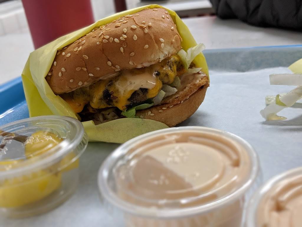 Georges Burger Stand | restaurant | 2311 East Cesar E Chavez Avenue, Los Angeles, CA 90033, USA | 3232683965 OR +1 323-268-3965