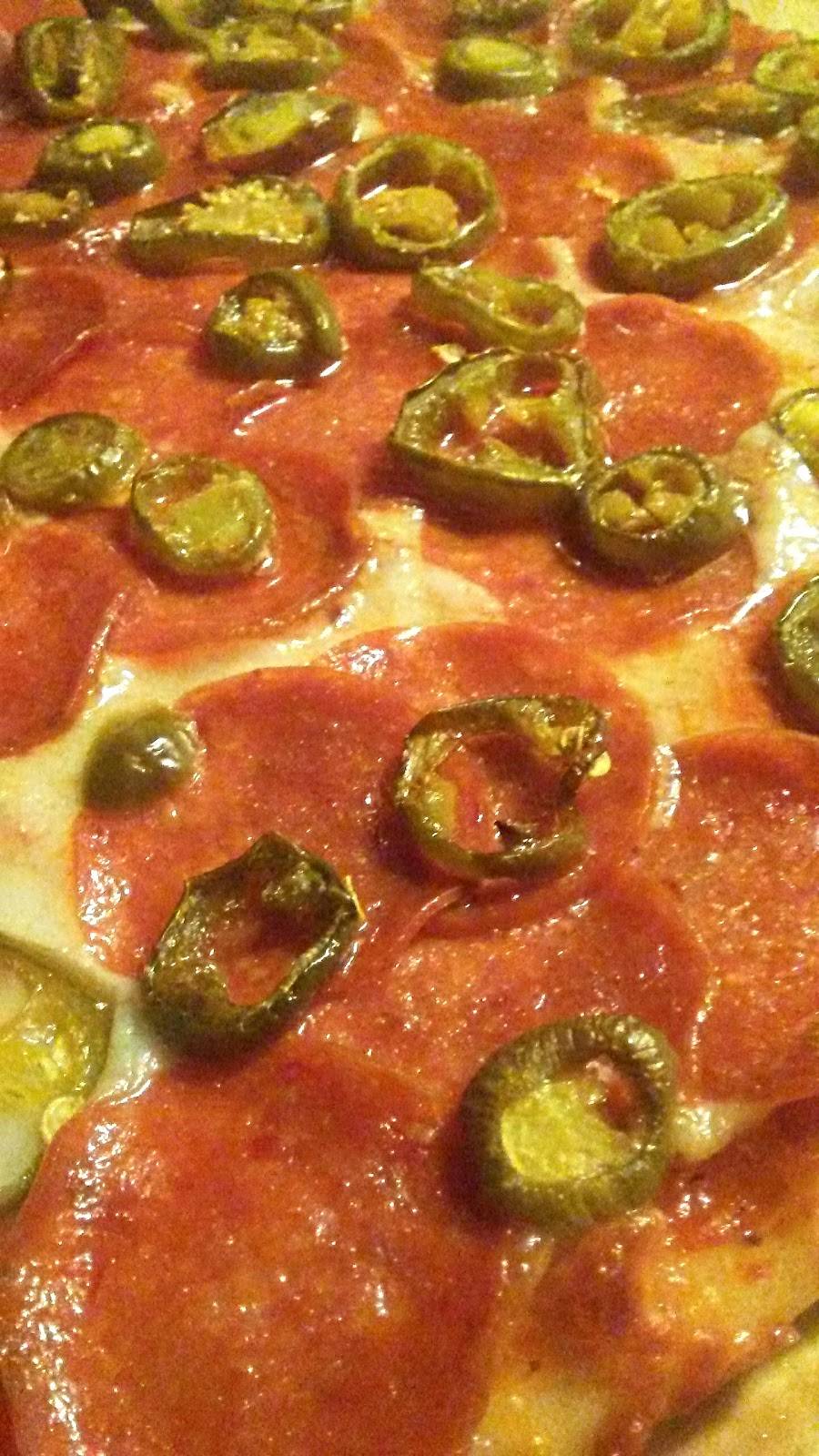 Traders Take-N-Bake Pizza | restaurant | 1830 W Caldwell Ave, Visalia, CA 93277, USA | 5597388225 OR +1 559-738-8225