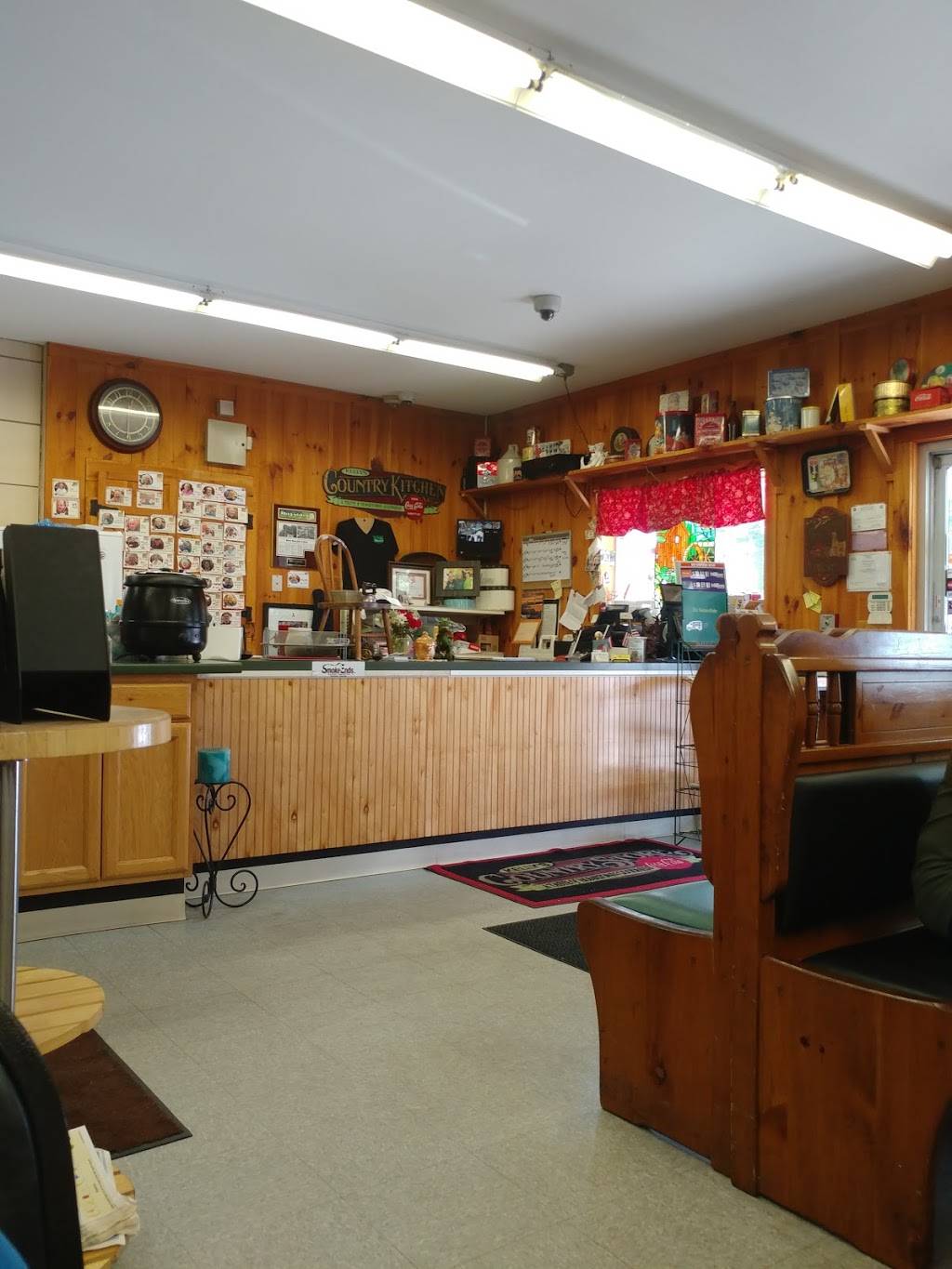 Kellys Country Kitchen | restaurant | 1075 NH-11, Farmington, NH 03835, USA | 6037554283 OR +1 603-755-4283