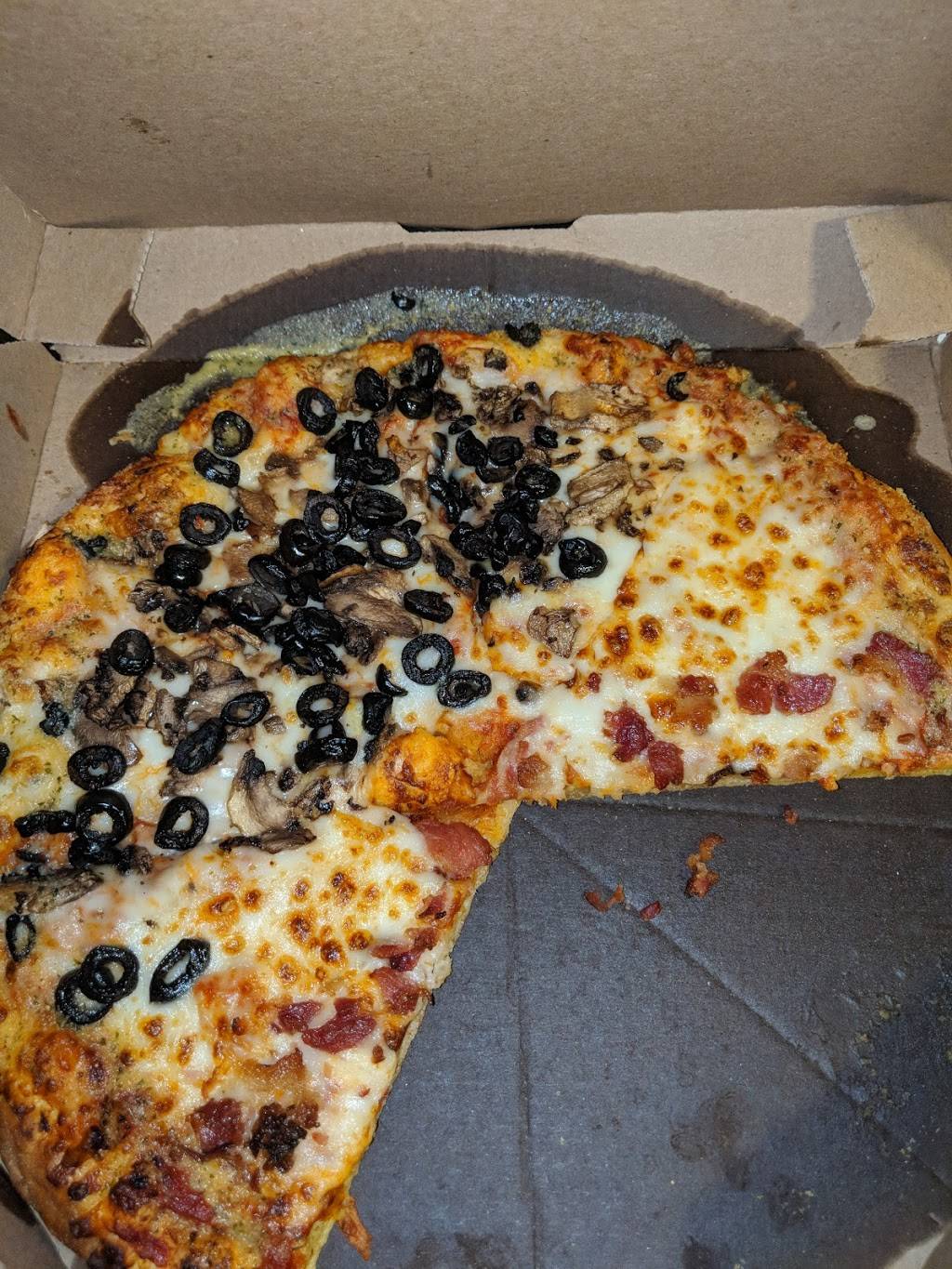 Dominos Pizza | meal delivery | 102 W Madison St, Rochester, PA 15074, USA | 7247709090 OR +1 724-770-9090