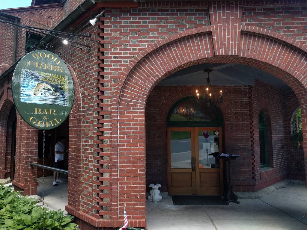 Wood Creek Bar & Grill | restaurant | 14 Greenwoods Rd W, Norfolk, CT 06058, USA | 8605421200 OR +1 860-542-1200
