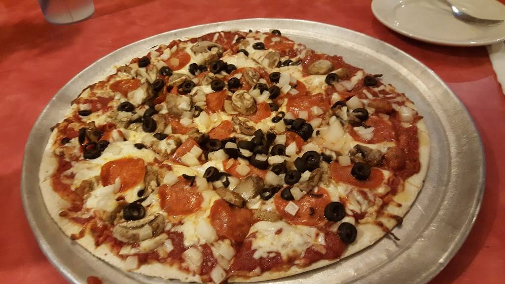 Pogolinos Pizza and More | restaurant | 29 E Main St, Festus, MO 63028, USA | 6369376600 OR +1 636-937-6600