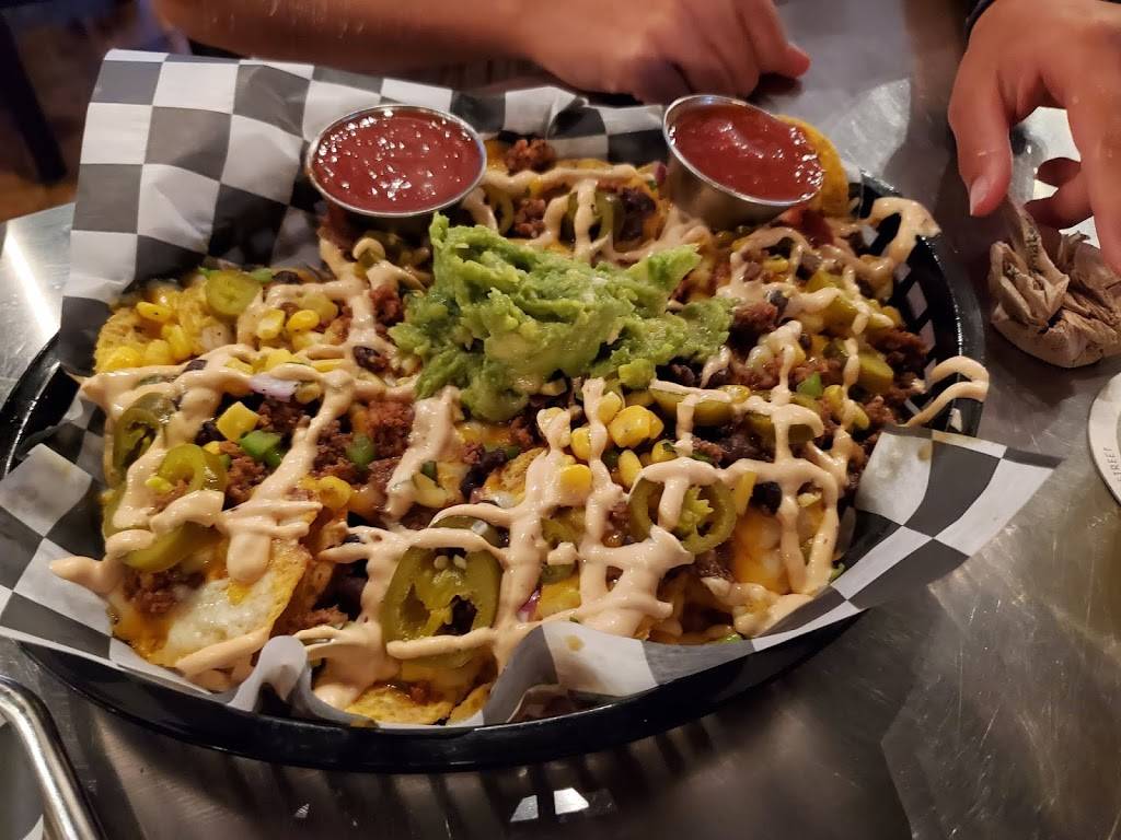 Woodstock Brew House | restaurant | 123 E Court St, Woodstock, VA 22664, USA | 5404592739 OR +1 540-459-2739