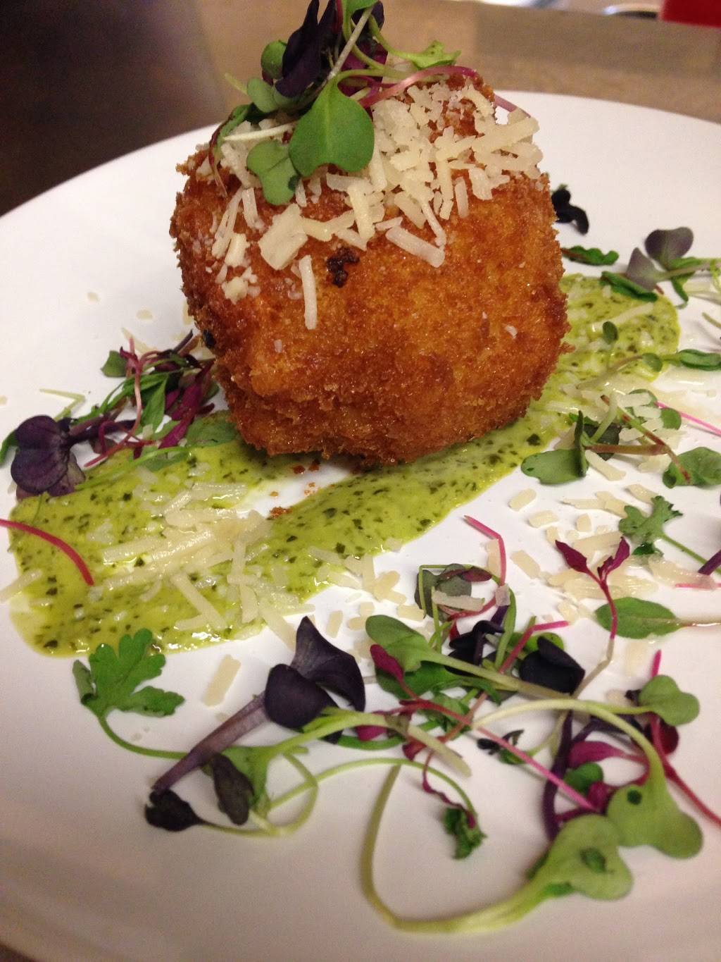 Gaslamp Music + Bar + Kitchen | night club | 6251 CA-1, Long Beach, CA 90803, USA | 5625964718 OR +1 562-596-4718