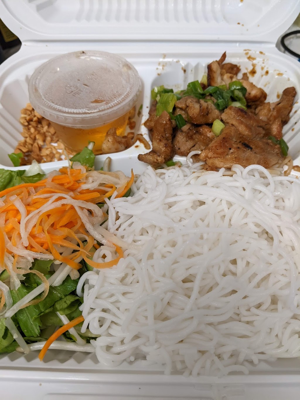 Pho Lan Noodles House | restaurant | 39060 Fremont Blvd, Fremont, CA 94538, USA | 5106482298 OR +1 510-648-2298