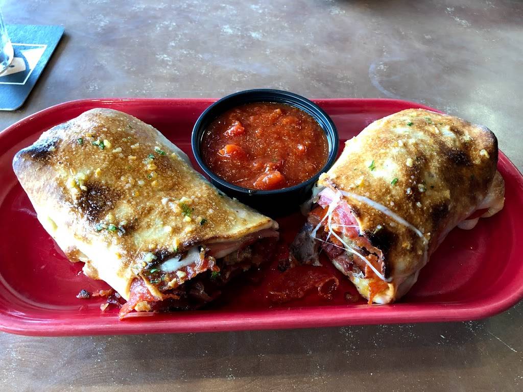 Wholly Stromboli | restaurant | 410 Denver Ave, Fort Lupton, CO 80621, USA | 3038572252 OR +1 303-857-2252