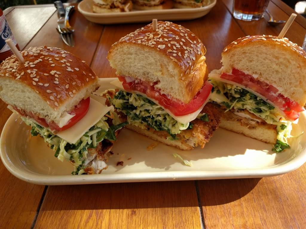 The Honor Bar | restaurant | 26 Highland Park Village, Dallas, TX 75205, USA | 2147800956 OR +1 214-780-0956