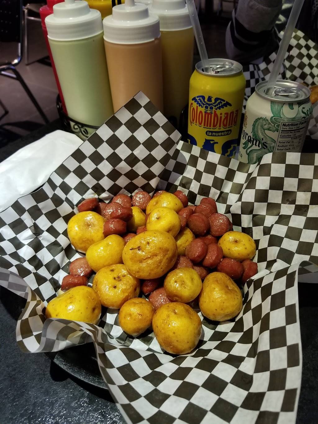 Los Verdes New York | restaurant | 1708, 46-26 Greenpoint Ave, Sunnyside, NY 11104, USA | 7182556600 OR +1 718-255-6600