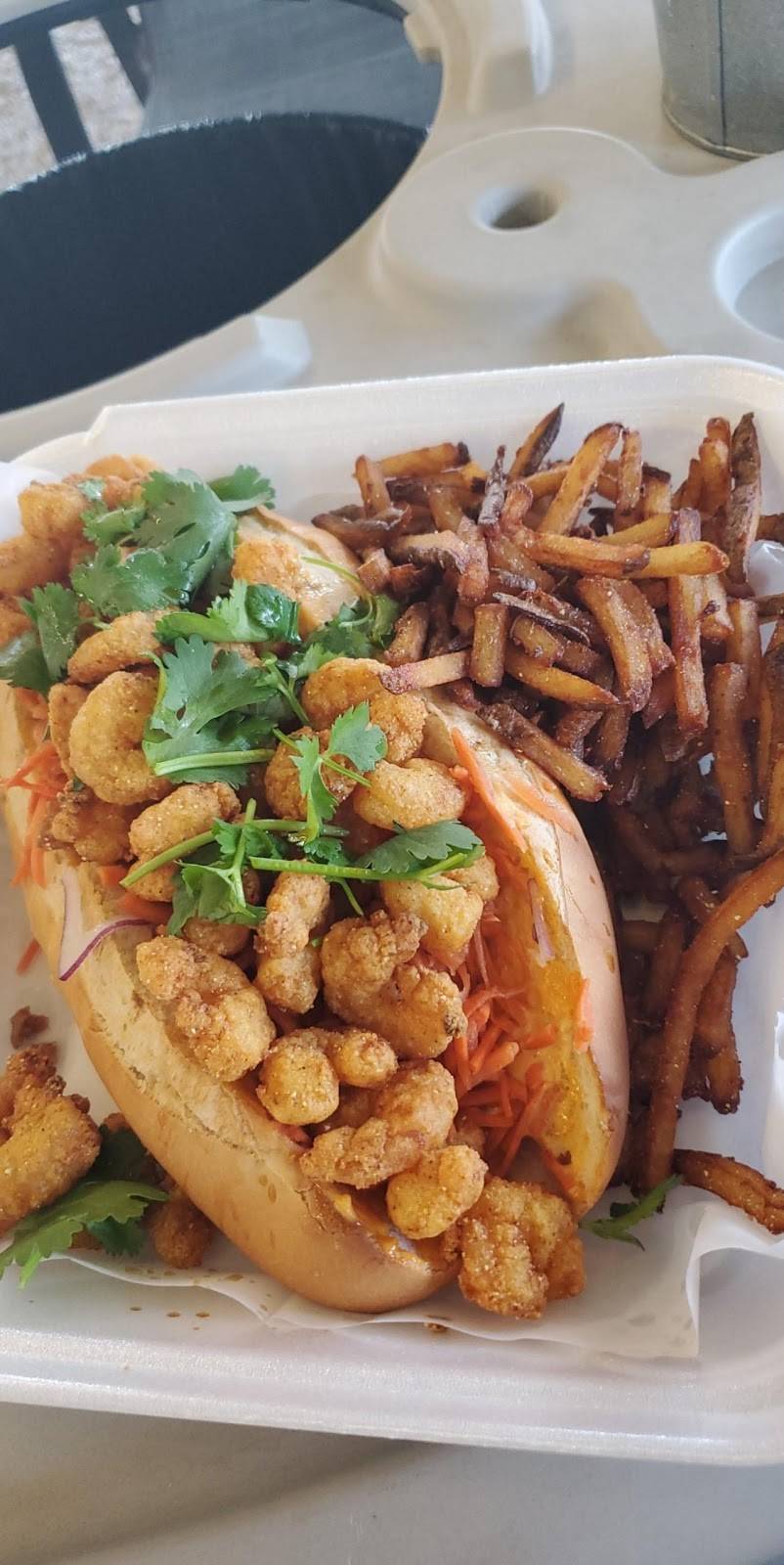 Cody Bs -The Market | restaurant | 8134 LA-23, Belle Chasse, LA 70037, USA | 5044195536 OR +1 504-419-5536