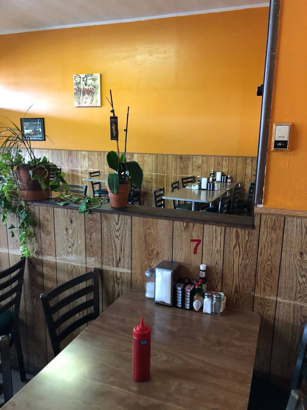 Ronakers Coffee Shop | cafe | 2123 Doolittle Dr, San Leandro, CA 94577, USA | 5103573960 OR +1 510-357-3960