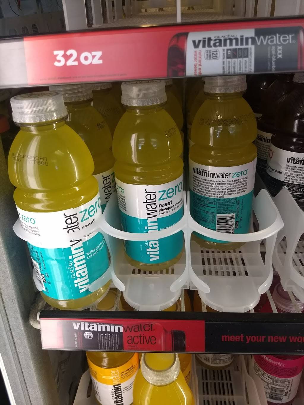 Carls Jr. | restaurant | 5990 E 2nd St, Benicia, CA 94510, USA | 7077459383 OR +1 707-745-9383