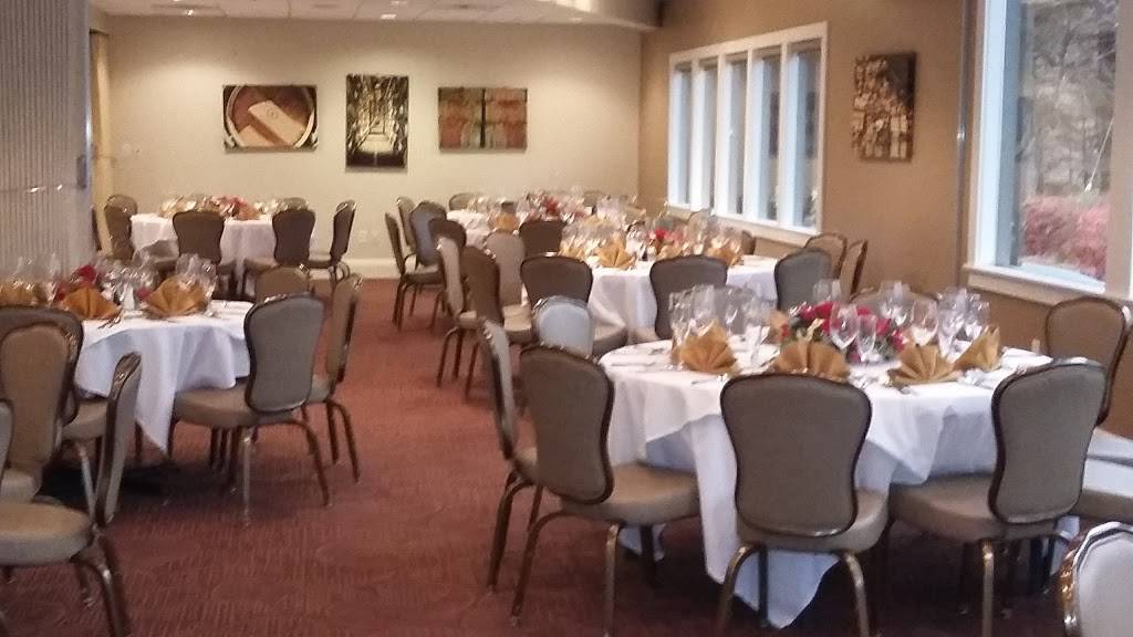 Ricos Restaurant | restaurant | 1 Rico Ln, Pittsburgh, PA 15237, USA | 4129311989 OR +1 412-931-1989