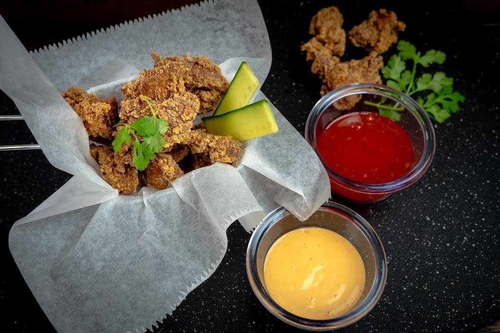 Blended Bistro & Boba | restaurant | 2306 Edgewater Dr, Orlando, FL 32804, USA | 4078689836 OR +1 407-868-9836