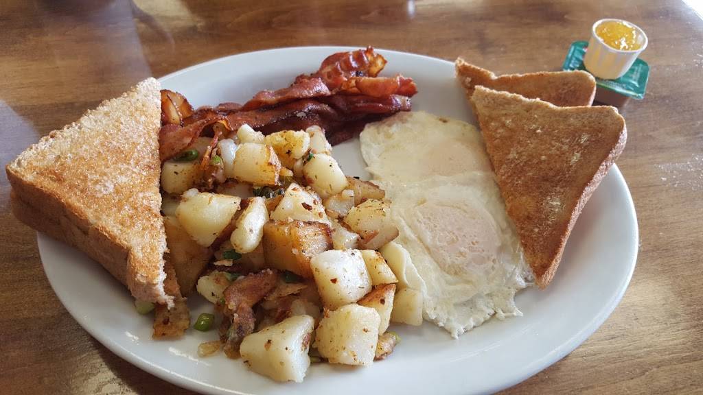 Just Like Moms | restaurant | 150 N Rankin St, Southampton, ON N0H 2L0, Canada | 2264353009 OR +1 226-435-3009