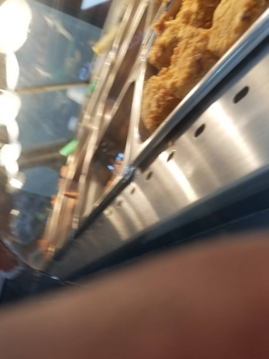 Chesters Chicken | restaurant | 7679 IN-13, Pendleton, IN 46064, USA | 3174852198 OR +1 317-485-2198