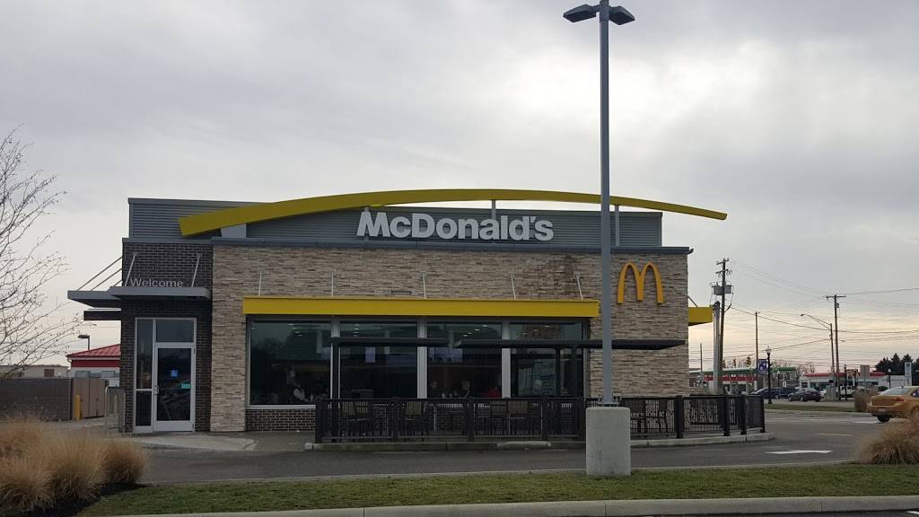 McDonalds | cafe | 5554 Wales Ave NW, Massillon, OH 44646, USA | 3308332655 OR +1 330-833-2655