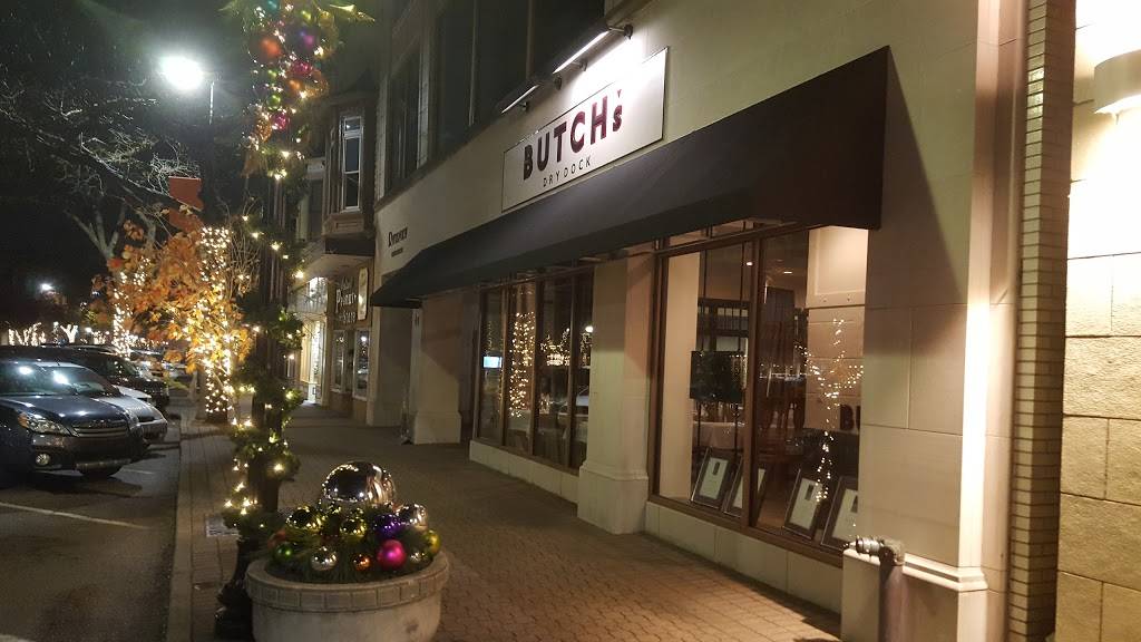 Butchs Dry Dock | restaurant | 44 E 8th St, Holland, MI 49423, USA | 6163968227 OR +1 616-396-8227
