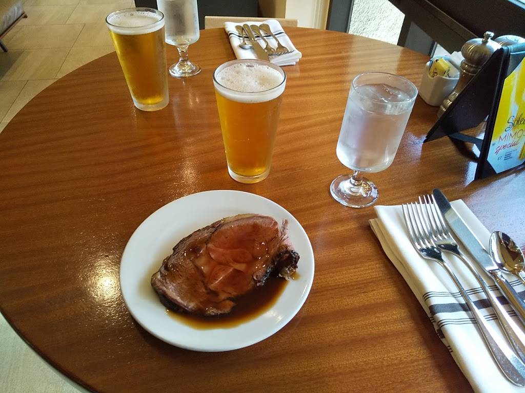 Kuhio Beach Grill | restaurant | 2552 Kalakaua Ave, Honolulu, HI 96815, USA | 8089215171 OR +1 808-921-5171