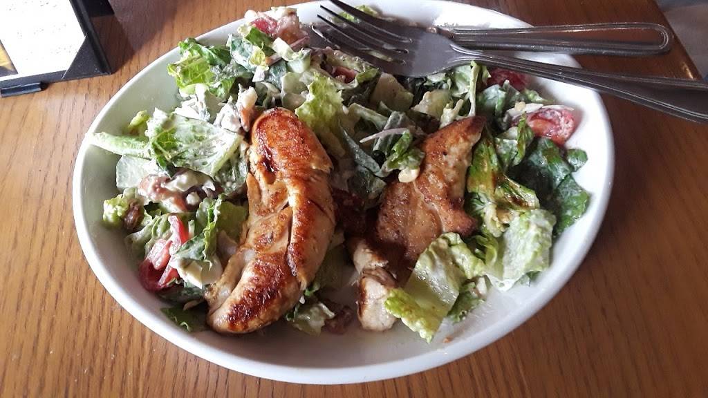 Riverside Clubhouse | restaurant | 2633 Riverside Blvd, Sacramento, CA 95818, USA | 9164489988 OR +1 916-448-9988