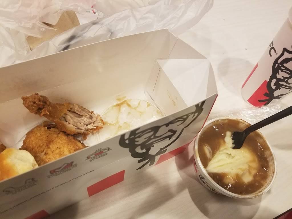 KFC | restaurant | 3770 Boston Rd #3776, Bronx, NY 10469, USA | 7186520525 OR +1 718-652-0525