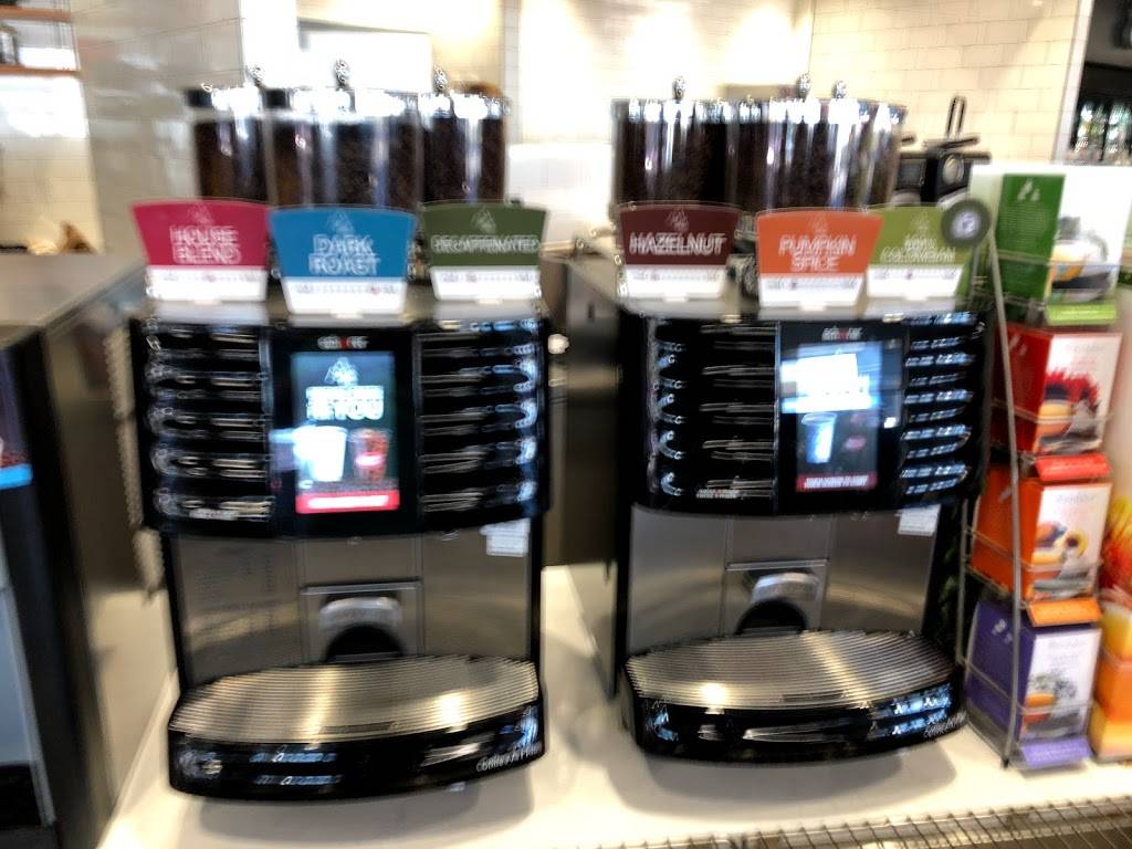 Kum & Go | meal takeaway | 650 W Hickman Rd, Waukee, IA 50263, USA | 5153002201 OR +1 515-300-2201