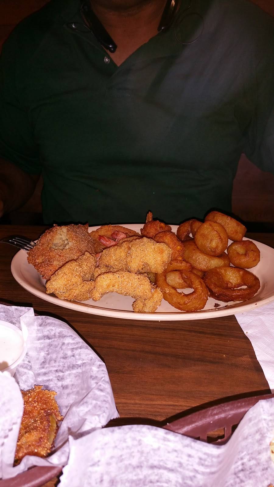 Catfish Cabin II | restaurant | 906 US Hwy 72 E, Athens, AL 35611, USA | 2562330803 OR +1 256-233-0803