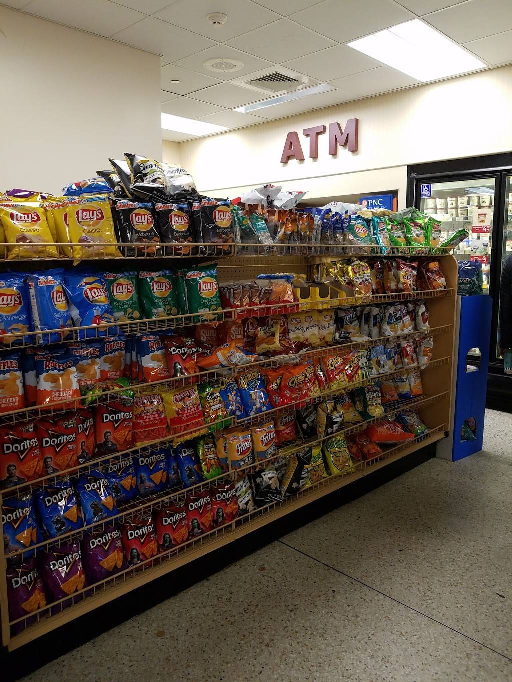 Wawa | cafe | 1707 Arch St, Philadelphia, PA 19103, USA | 2159779558 OR +1 215-977-9558