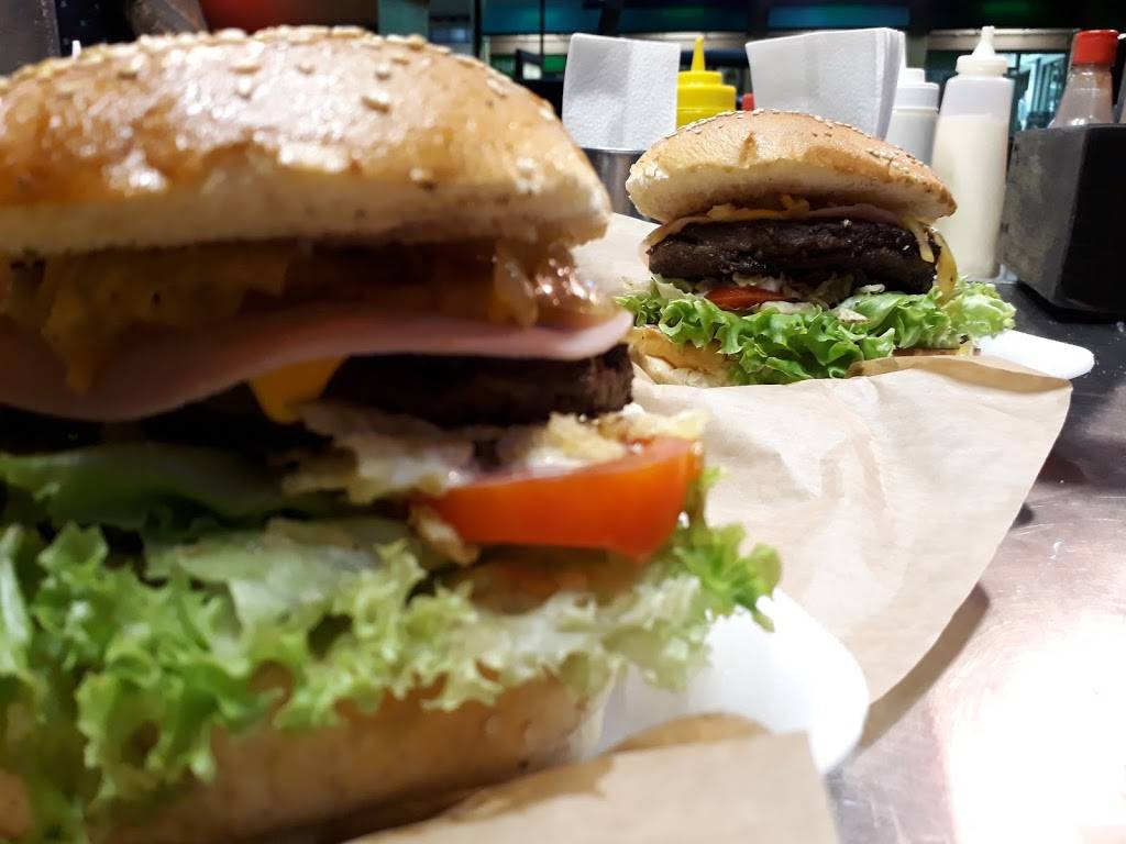 Hamburguesas y Hotdog Gochos | restaurant | 22660, Av. José López Portillo Pte. 1455, Nueva Tijuana, 22660 Tijuana, B.C., Mexico | 016643742110 OR +52 664 374 2110