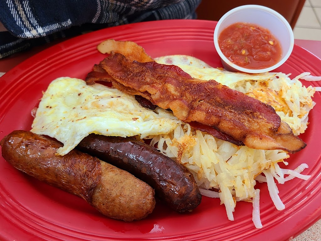 Earls Family Restaurant | restaurant | 1400 U.S. Rt. 66, Gallup, NM 87301, USA | 5058634201 OR +1 505-863-4201