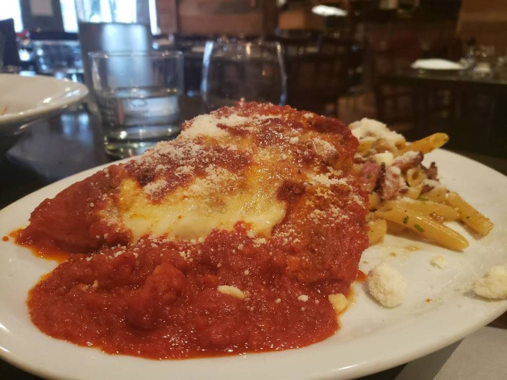 Buca Di Bacco | restaurant | 130 Thomas St, Oakville, ON L6J 3A9, Canada | 9058457396 OR +1 905-845-7396