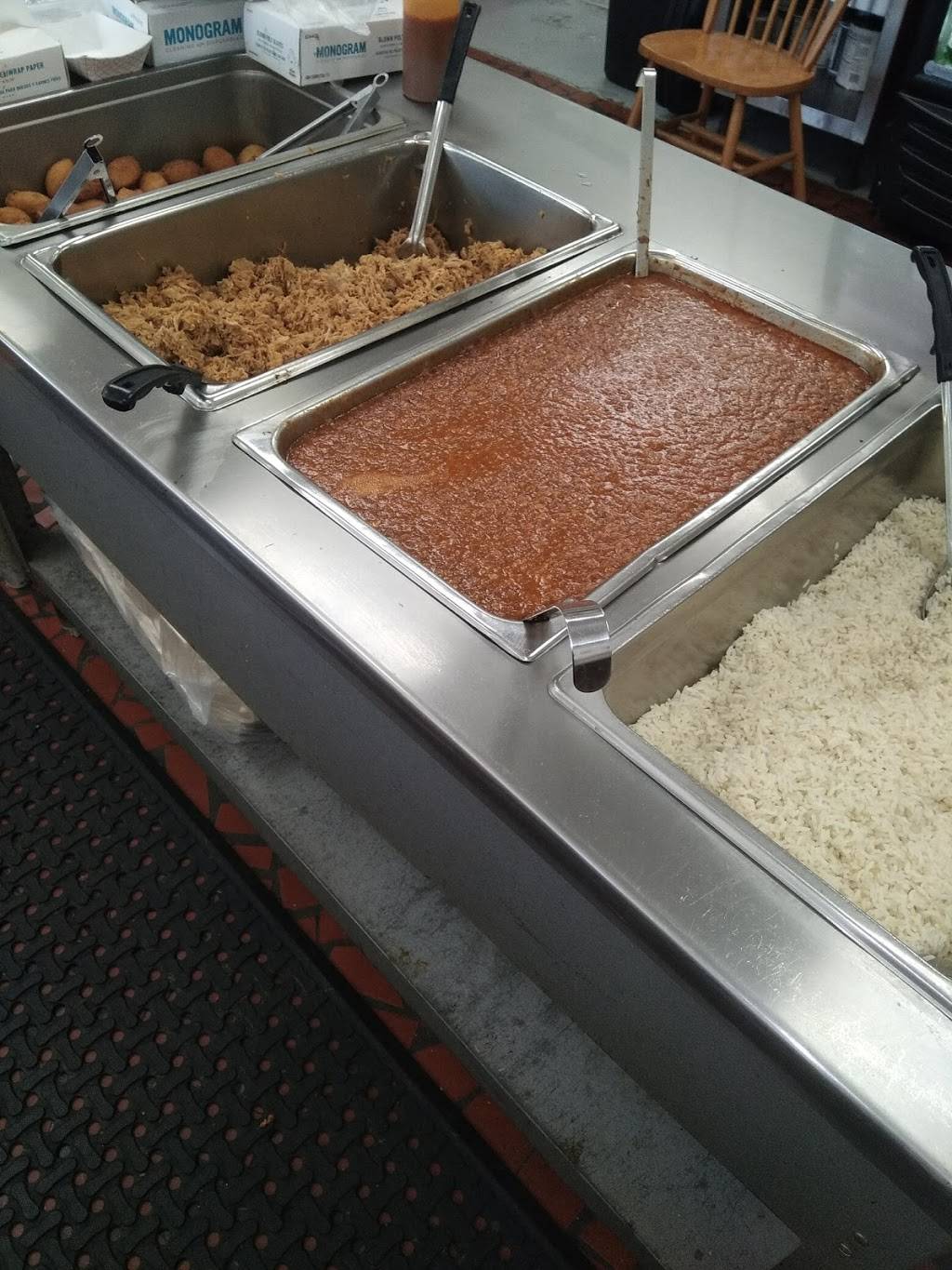 Wards Bar-B-Q | restaurant | 416 E Liberty St, Sumter, SC 29153, USA | 8037752490 OR +1 803-775-2490