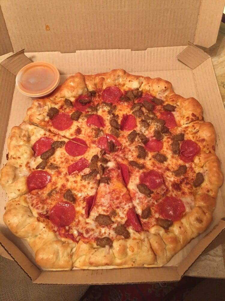 Pizza Hut | meal takeaway | 1653 Weir Dr, Woodbury, MN 55125, USA | 6517355585 OR +1 651-735-5585