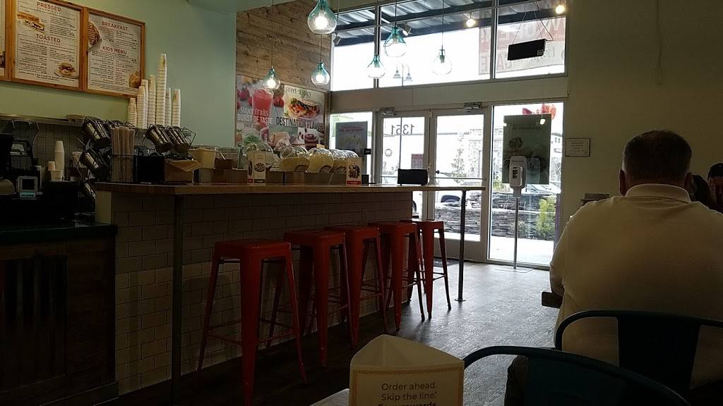 Tropical Smoothie Cafe | restaurant | 45 W Mitchell Hammock Rd Suite 1351, Oviedo, FL 32765, USA | 4075423078 OR +1 407-542-3078