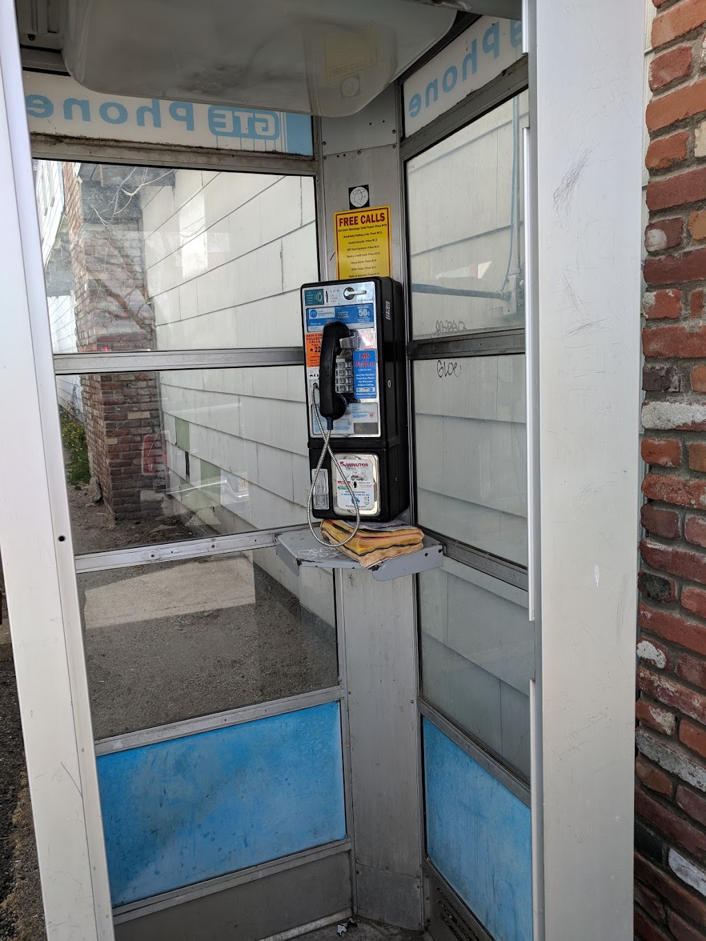 Sportsmens Bar & Grill | restaurant | 271 Main St, Bridgeport, CA 93517, USA | 7609329922 OR +1 760-932-9922