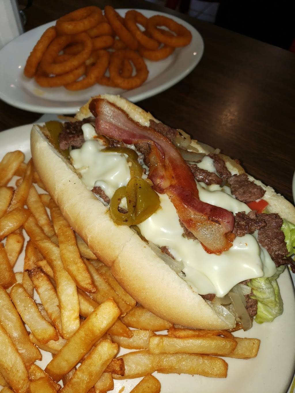 Rosas Kitchen | restaurant | 757 Main St, Pawtucket, RI 02860, USA | 4014753023 OR +1 401-475-3023