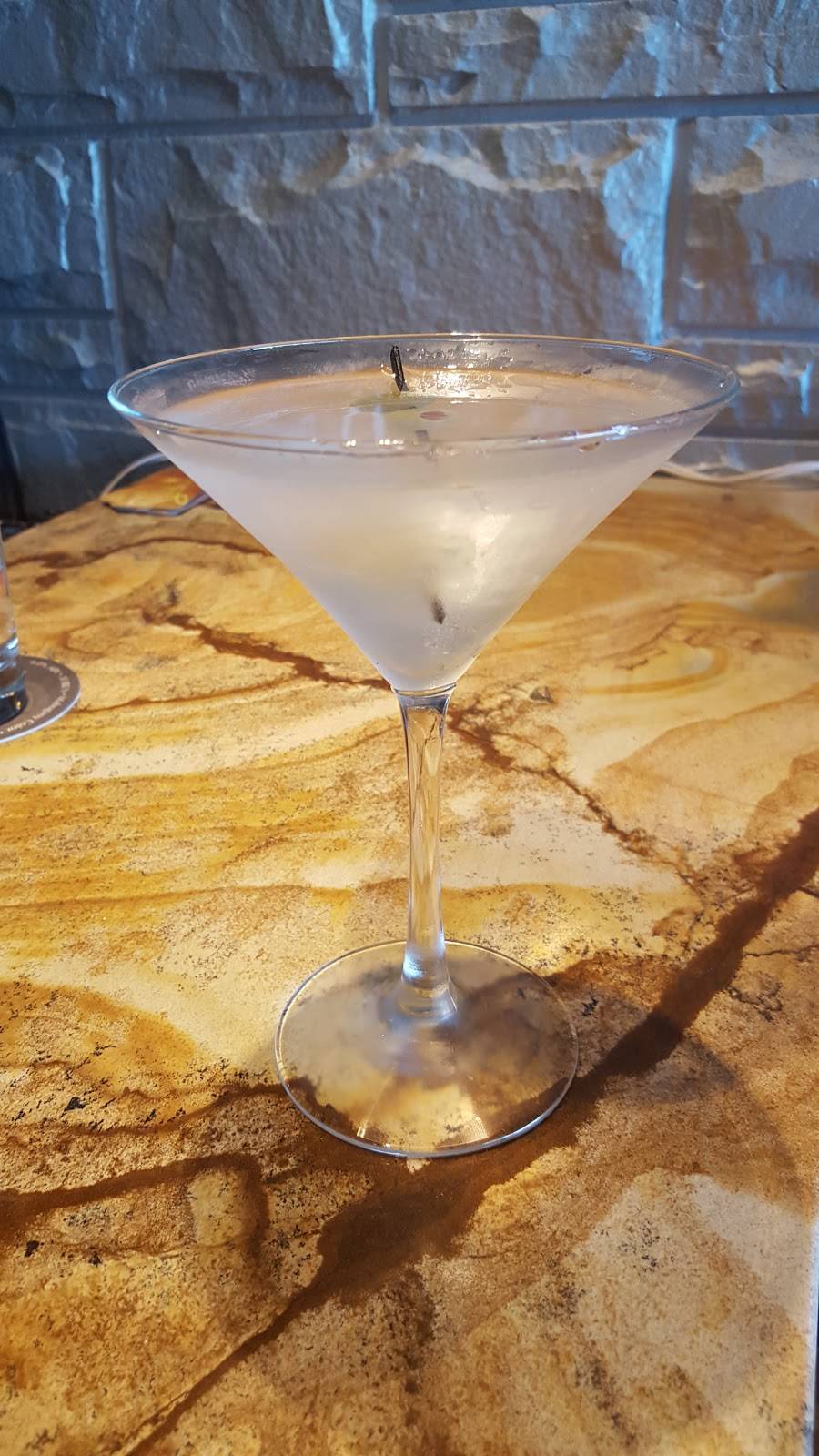 Shirleys Piano Bar | restaurant | 104 N Cook St, Barrington, IL 60010, USA | 2242088409 OR +1 224-208-8409