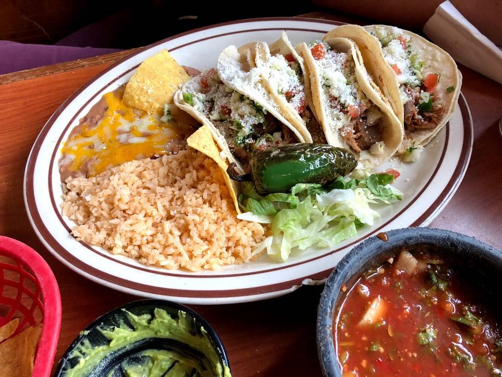 El Gallito | restaurant | 1700 20th Ave, Seattle, WA 98122, USA | 2063298088 OR +1 206-329-8088