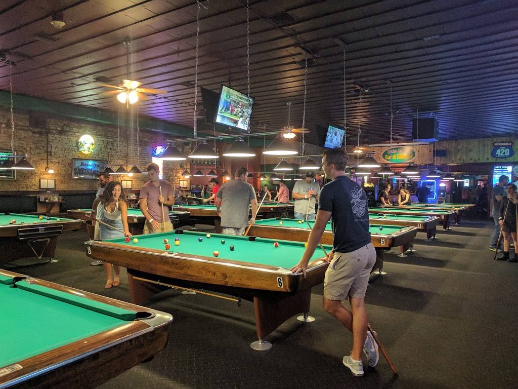 Main Street Bar & Billiards | restaurant | 108 S Main St, Gainesville, FL 32601, USA | 3523785081 OR +1 352-378-5081